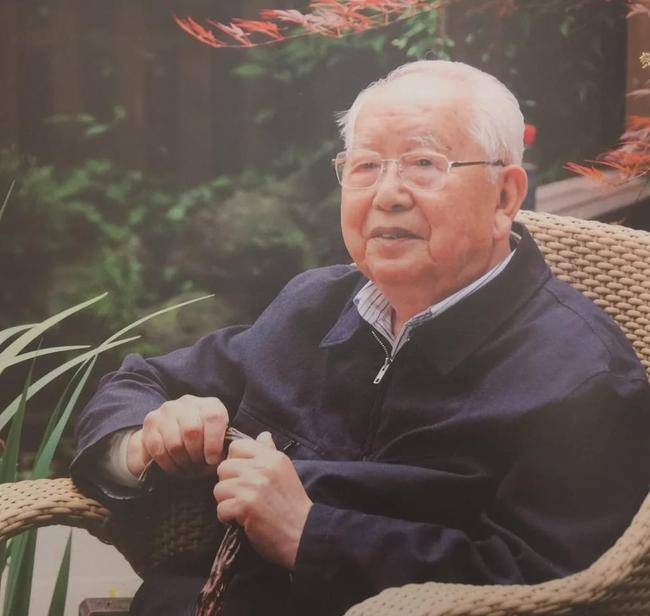 百岁王家扬:散尽毕生积蓄,不给子女留一分钱