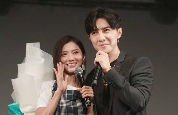 娱乐24小时刘涛示爱王珂破离婚传闻唐禹哲方回应绯闻林妙可谈奥运会