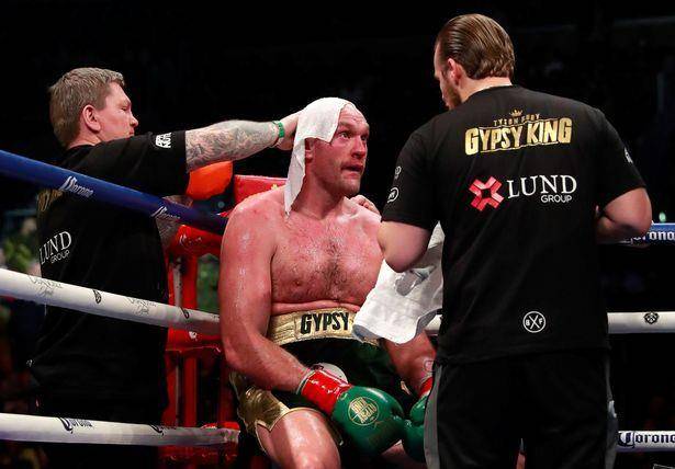 前2个级别世界拳王担心事与愿违!_哈顿