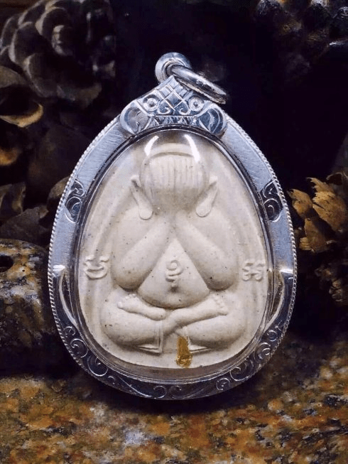 禅心泰佛知识分享:掩面佛的起源和创制