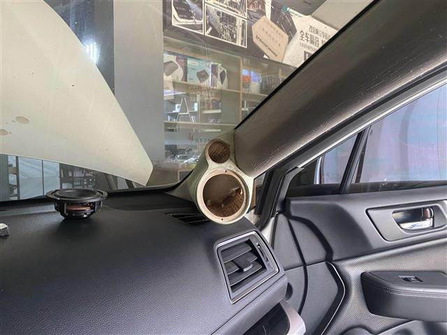 洛阳道声专业音响改装/斯巴鲁傲虎音响改装德国欧艾x1三分频 a柱倒模