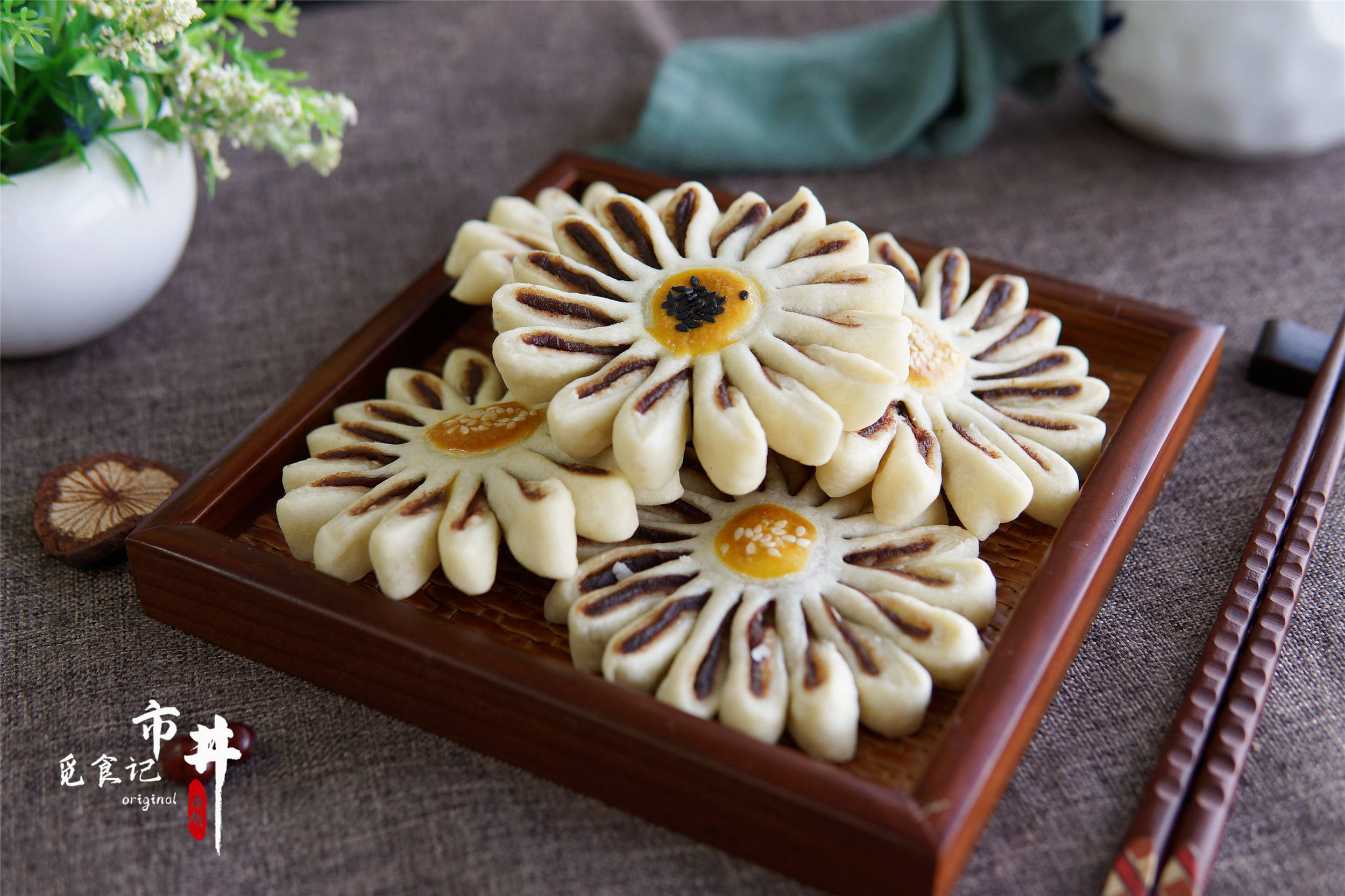 重阳节到了,我家必吃这"菊花饼",花香诱人,出锅就被一抢而空