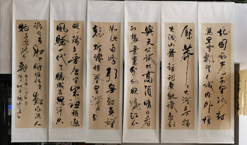 著名书画家杨修良书画展在郑州大学云创空间举行