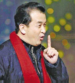 "春晚常客"黄宏:24登春晚,职务被罢免后,今60岁状态让人心疼_小品