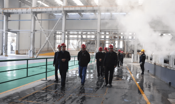 省审计厅党组成员,副厅长宋世华一行在兴县调研