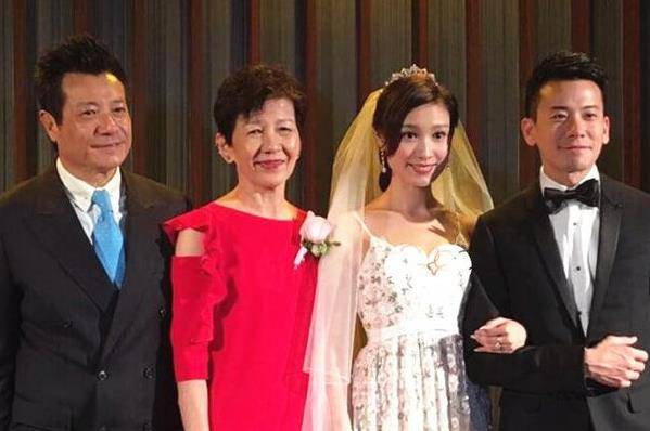 8月份的时候,石修接受采访时,曾被问到儿子是否有