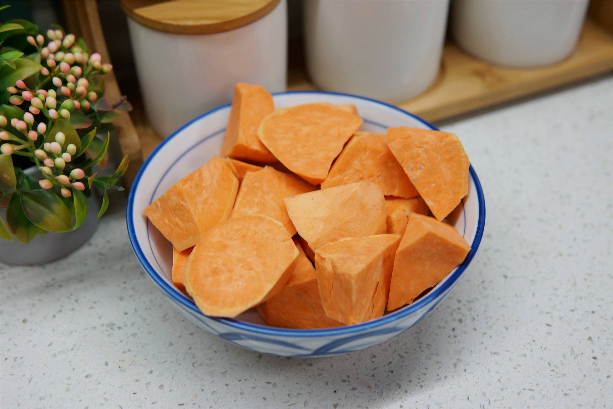 做拔丝红薯不成功,熬糖是关键,大厨教你零失败方法,拔丝半米长