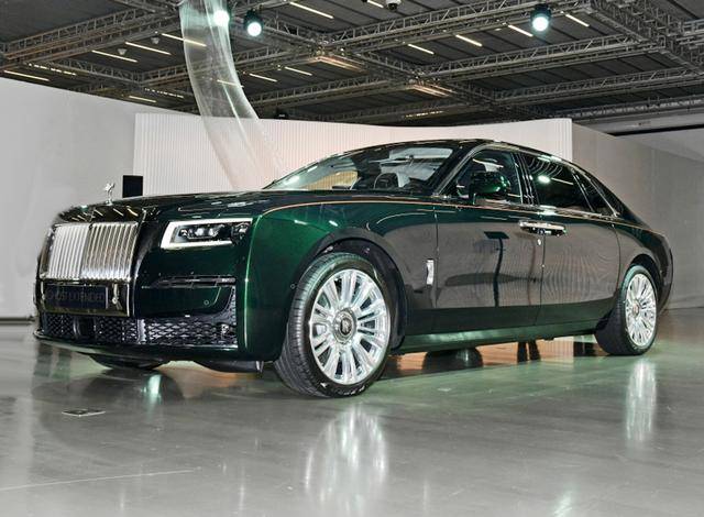 新一代劳斯莱斯古思特中国上市搭载v12发动机473万起售