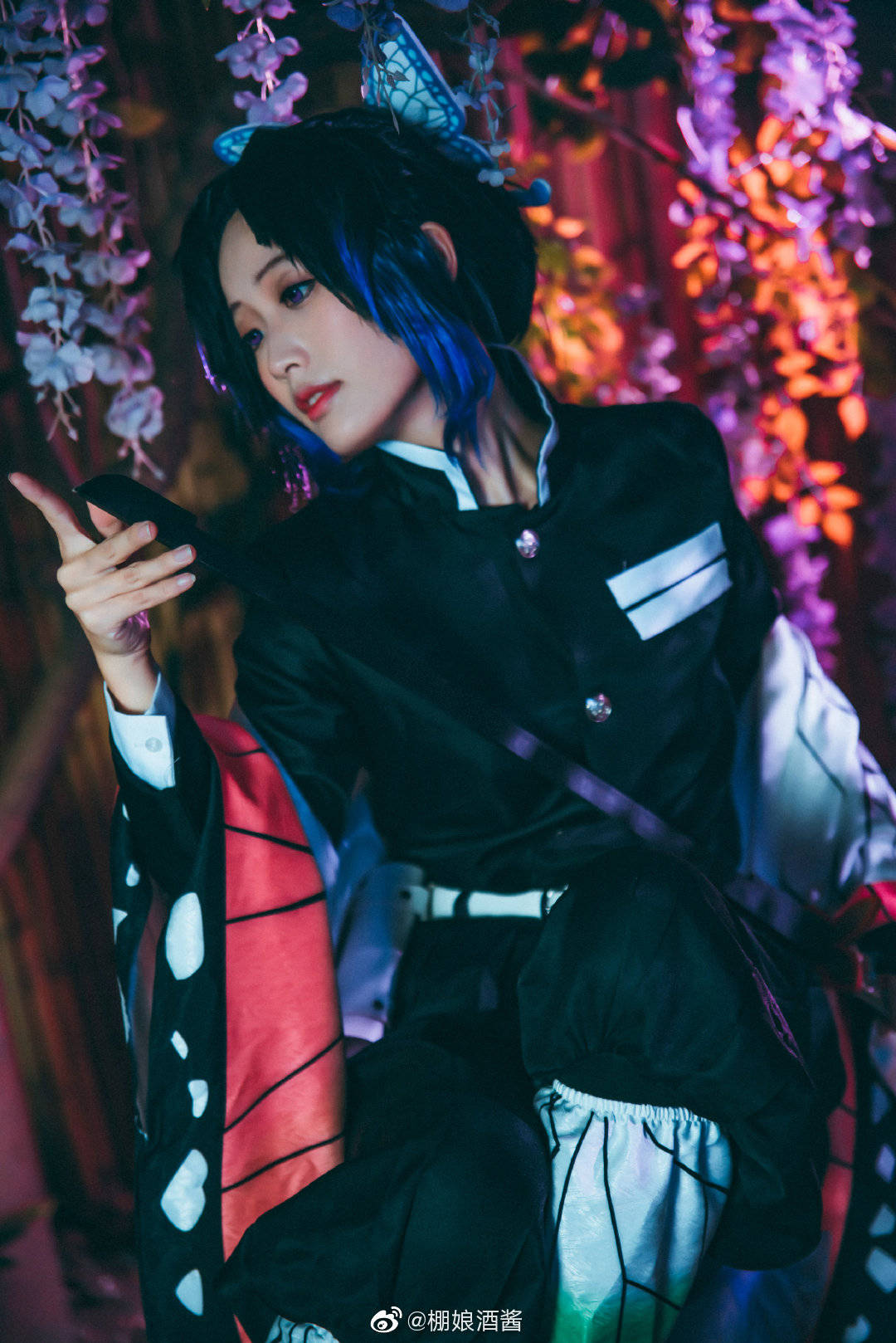 鬼灭之刃蝴蝶忍cos,莫西莫西~你没事吧?