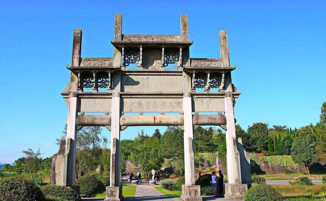 安徽最能体现中国伦理道德的景点,曾被乾隆皇帝褒奖,是你家乡么_牌坊