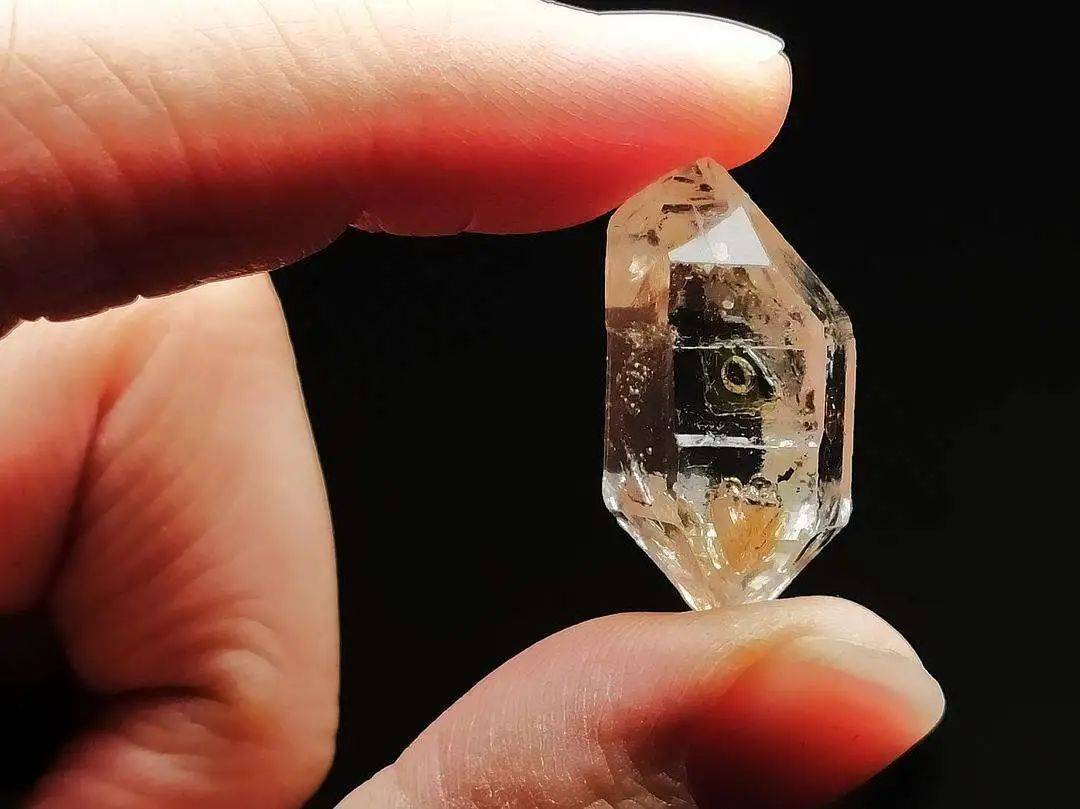 转运水晶戴了却一直流鼻血造假市场水有多深