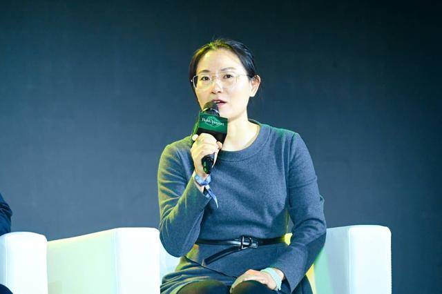 让医美回归医疗本质全国顶尖医美医生齐为绿宝石医生榜单打call