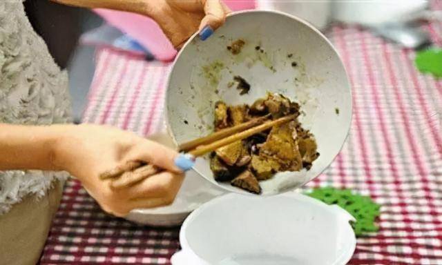 原创总说吃剩菜会患上癌症为什么老人吃到现在都没事有道理吗