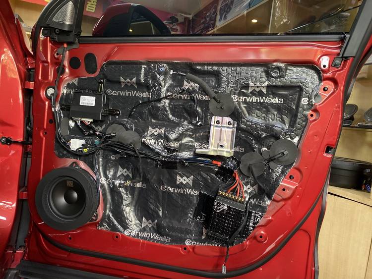 这才是音乐 吉利星越汽车音响改装丹拿232套装喇叭