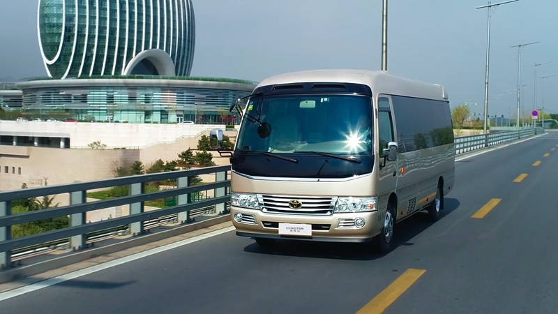 您的企业需要一辆丰田考斯特接待车