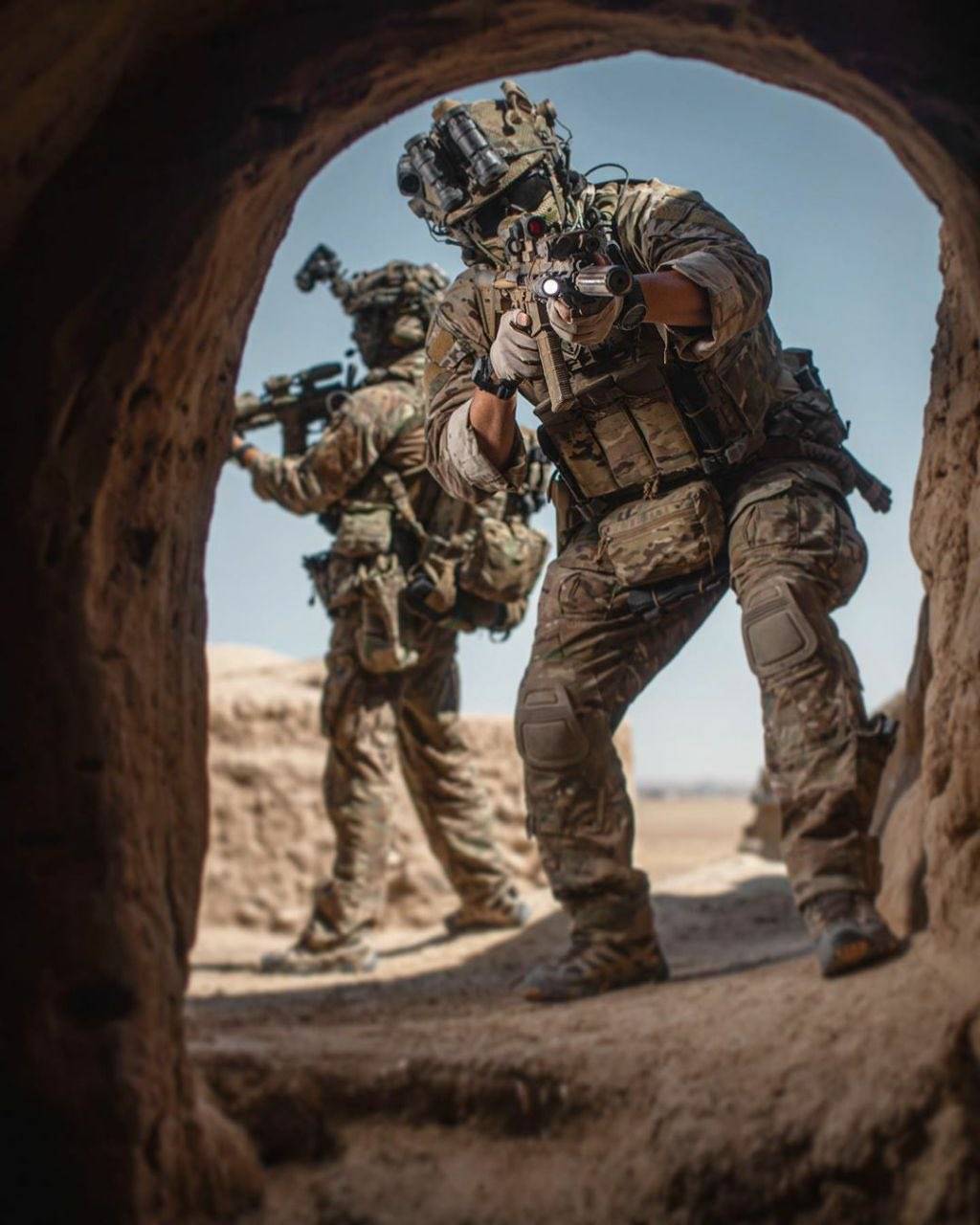 握把消音倍镜满配m4这特种部队装备确实帅