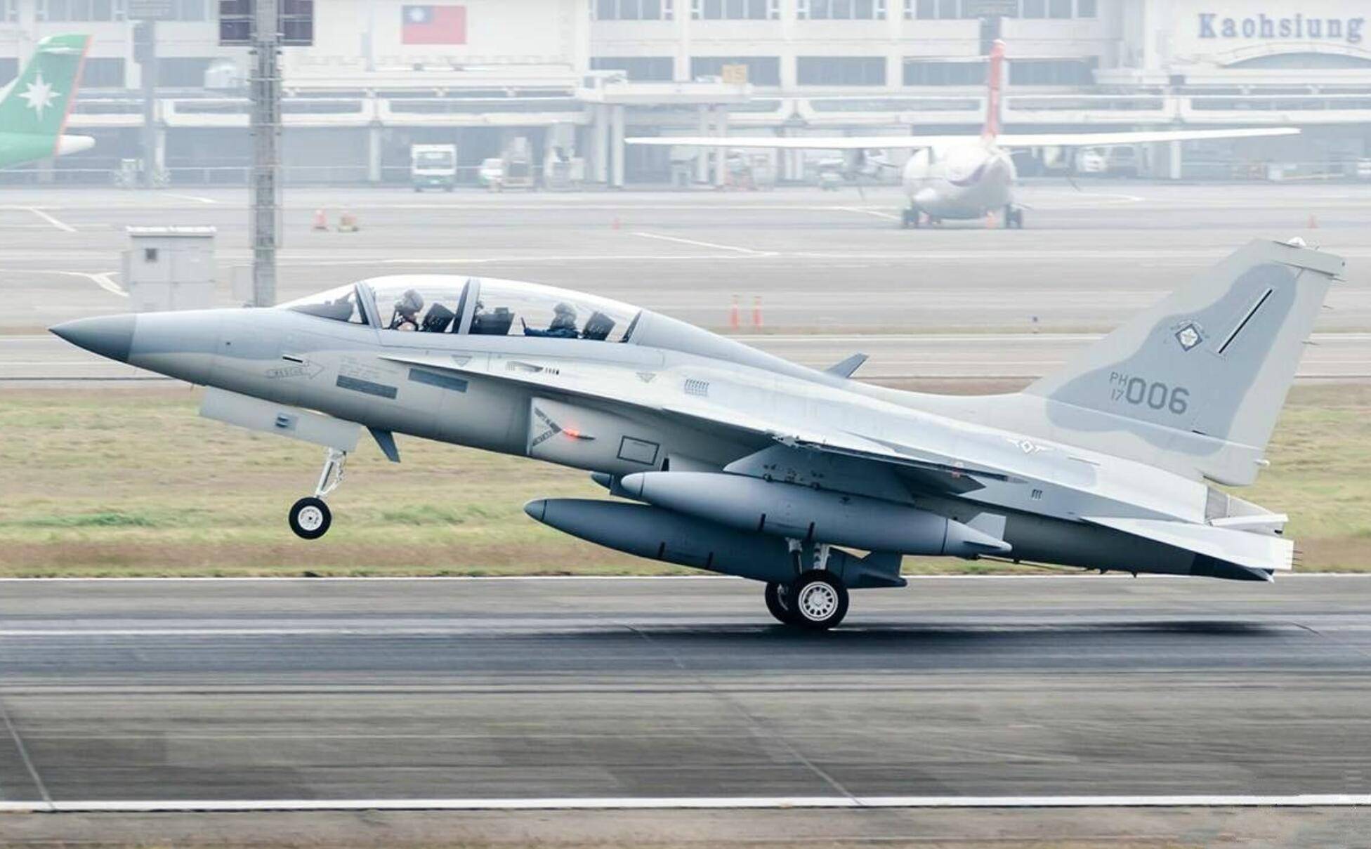 英国严密封锁下阿根廷采购先进战机失败没买枭龙后悔了