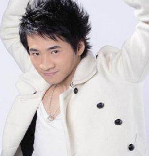 叫李贺,刘昊然原名叫刘源,而国际功夫巨星成龙,原名其实叫做陈港生