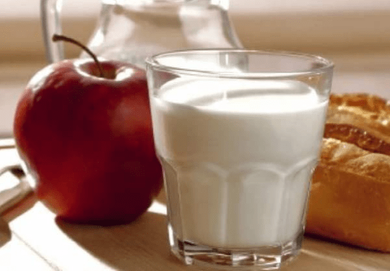 羊大师表示立冬将至来杯羊奶如何_营养