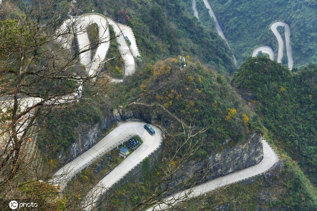 天门山九十九道弯图片图片