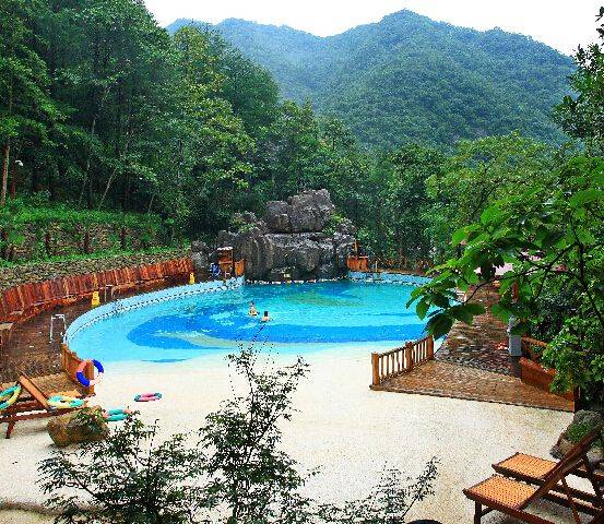 原创一年又到温泉季如何耍的高雅和健康今天给您唠唠