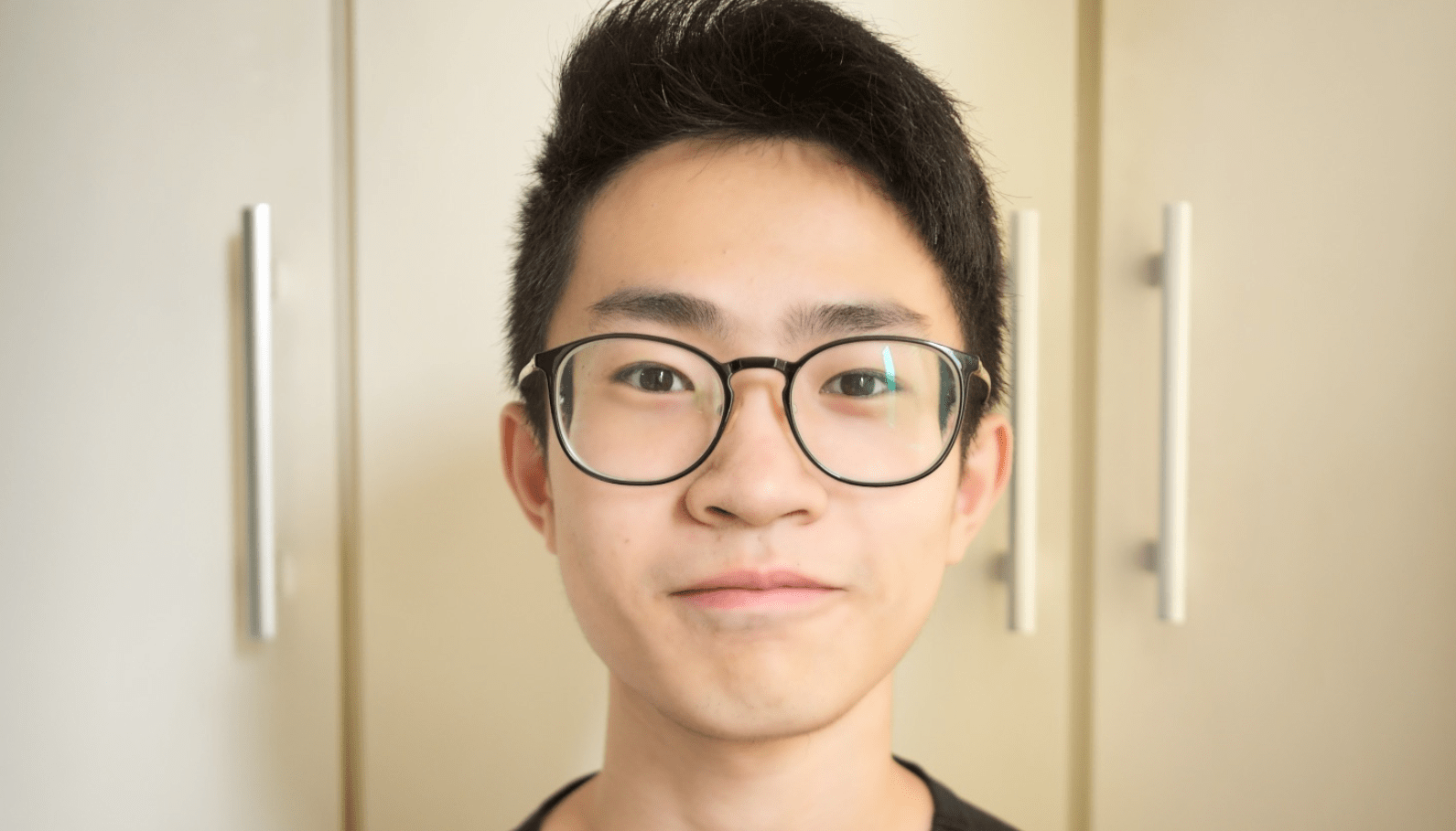 何同学B站单日涨粉超10万,3个月更新一次,却坐拥500万粉-搜狐大视野-搜狐新闻