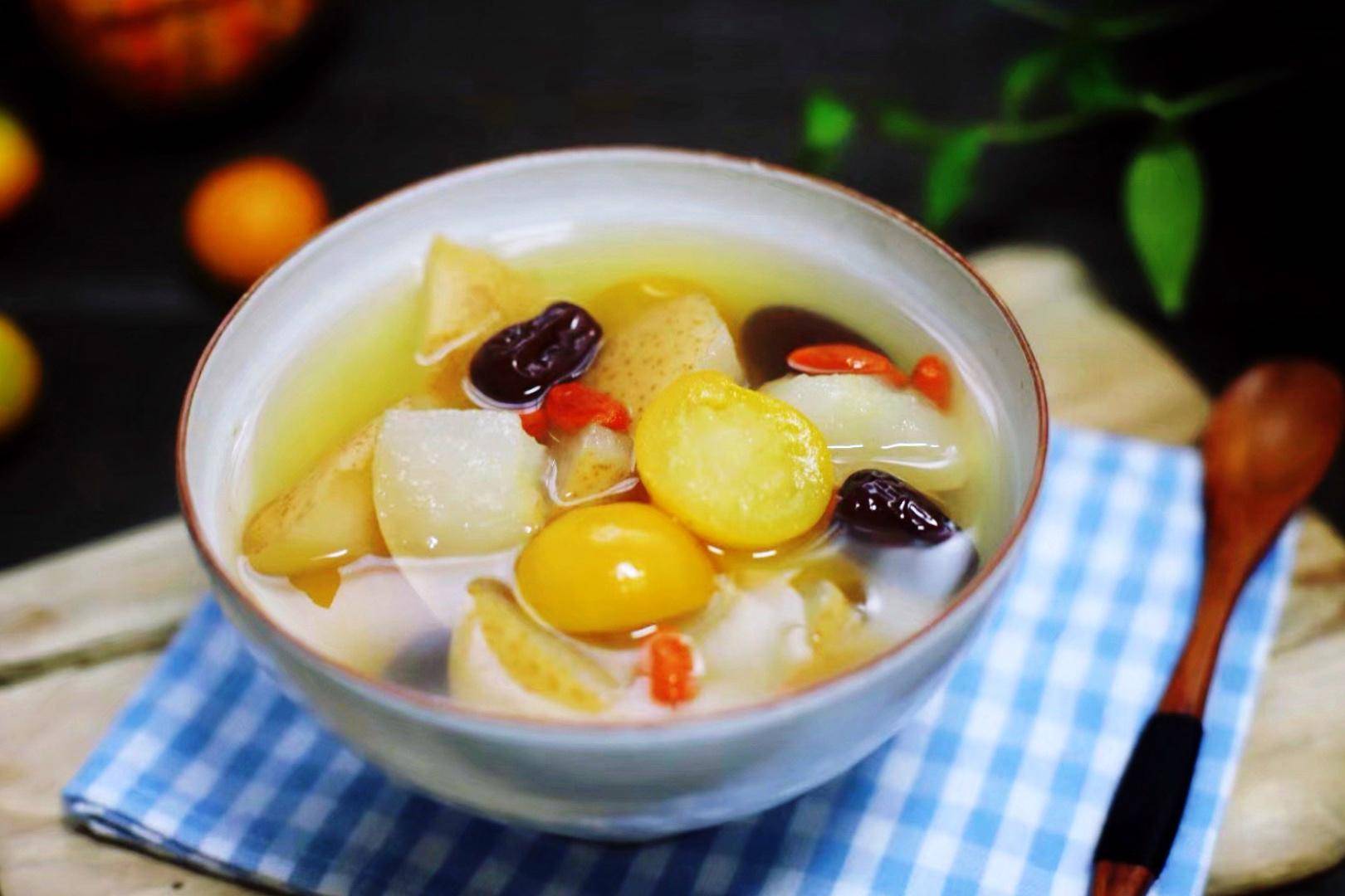 秋冬季节反复咳嗽,多喝这道滋补甜汤,润肺止咳,生津止渴!