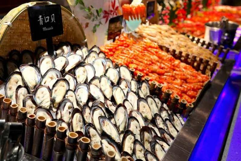 小嗨探店无锡这家开在宝龙广场的美食店不限量吃被我发现了