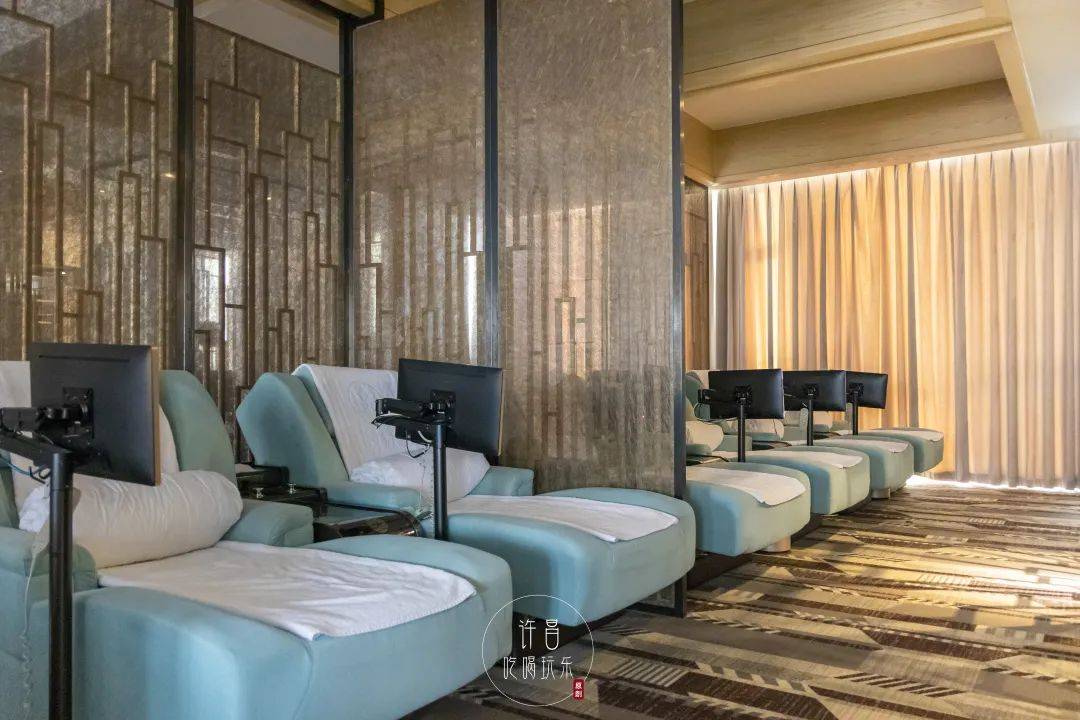 许昌三鼎华悦大酒店承包你的一站式吃喝玩乐!