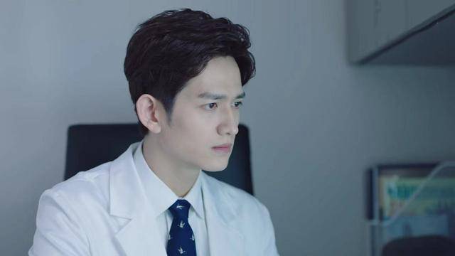 原创破茧中惊现女体盛美女法医说变态邪恶我不去