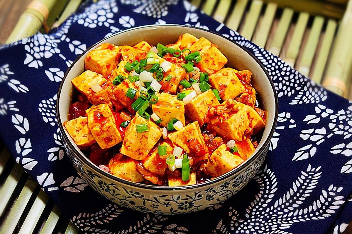 原创中国菜名在外国叫什么小笼包油条可以理解臭豆腐太敷衍了