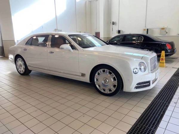 2020新款宾利慕尚加长版 升级配置极尽奢华