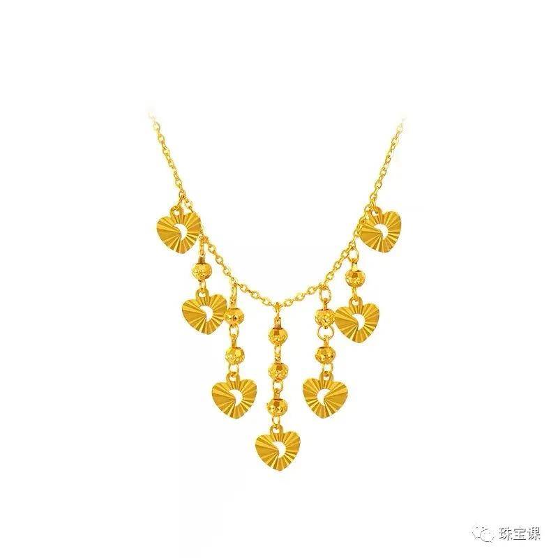 國內珠寶品牌為什么都姓周？