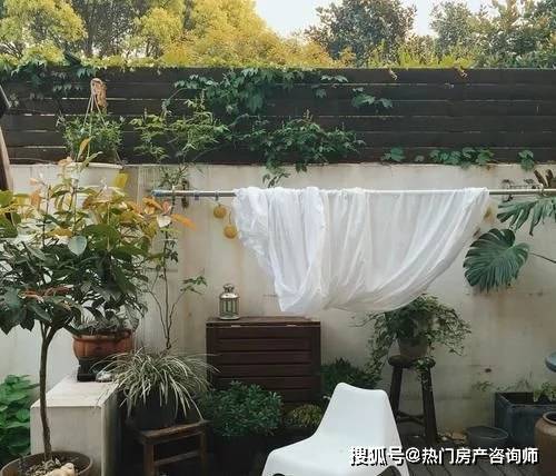 庭院还带有晾晒区.