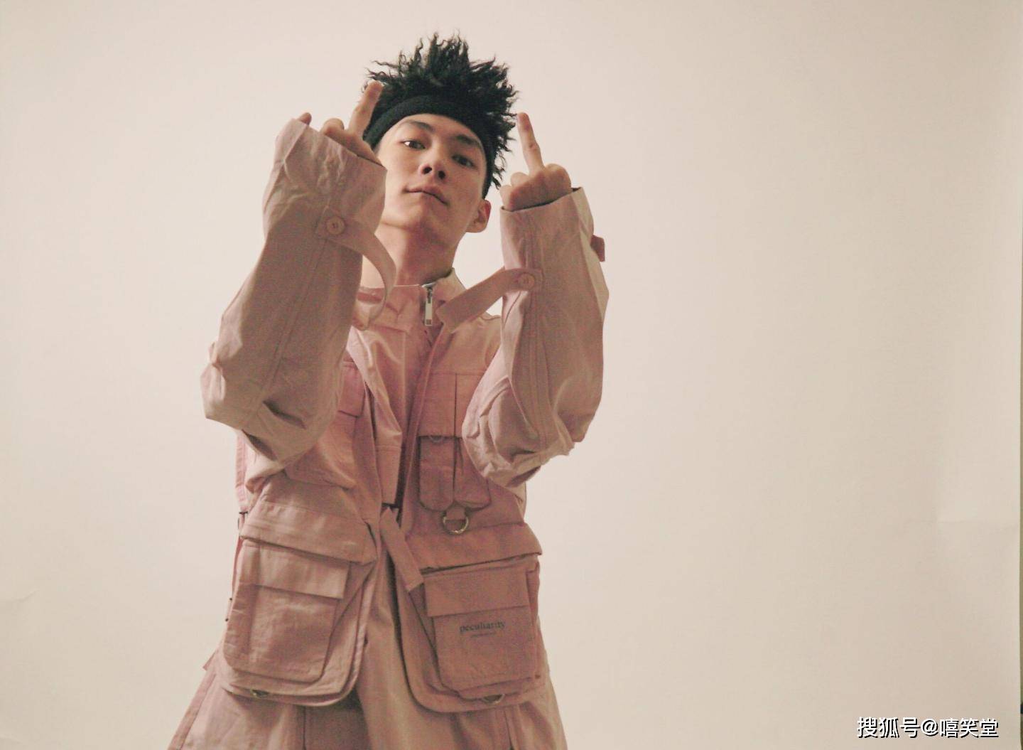 贝贝演出遭举报矛头指向了pgone