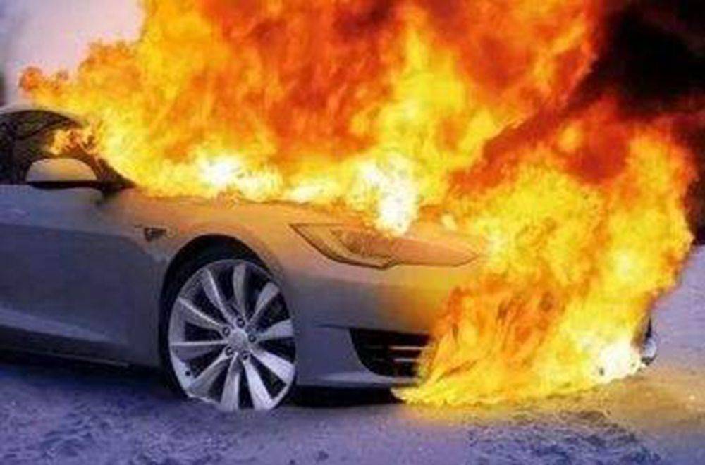 原创杀死自己再去骗保数百万元2000年蛇蝎毒妇高智商犯罪几乎成功