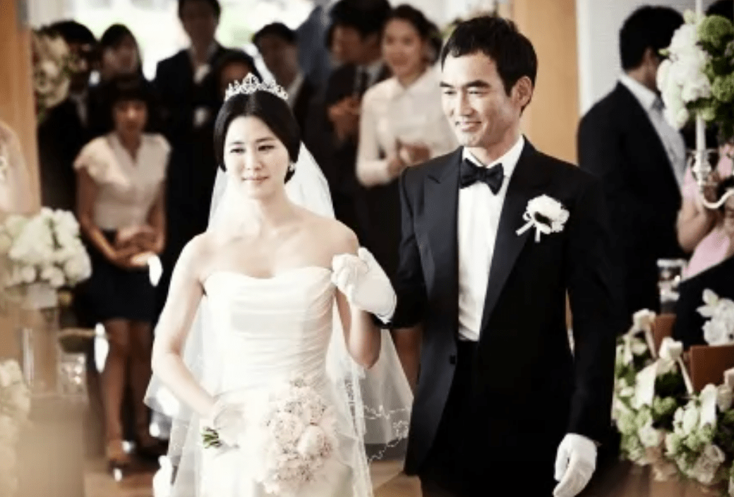 李一花曾为家庭多次放弃事业,靠《请回答》系列迎来人生巅峰,和成东日