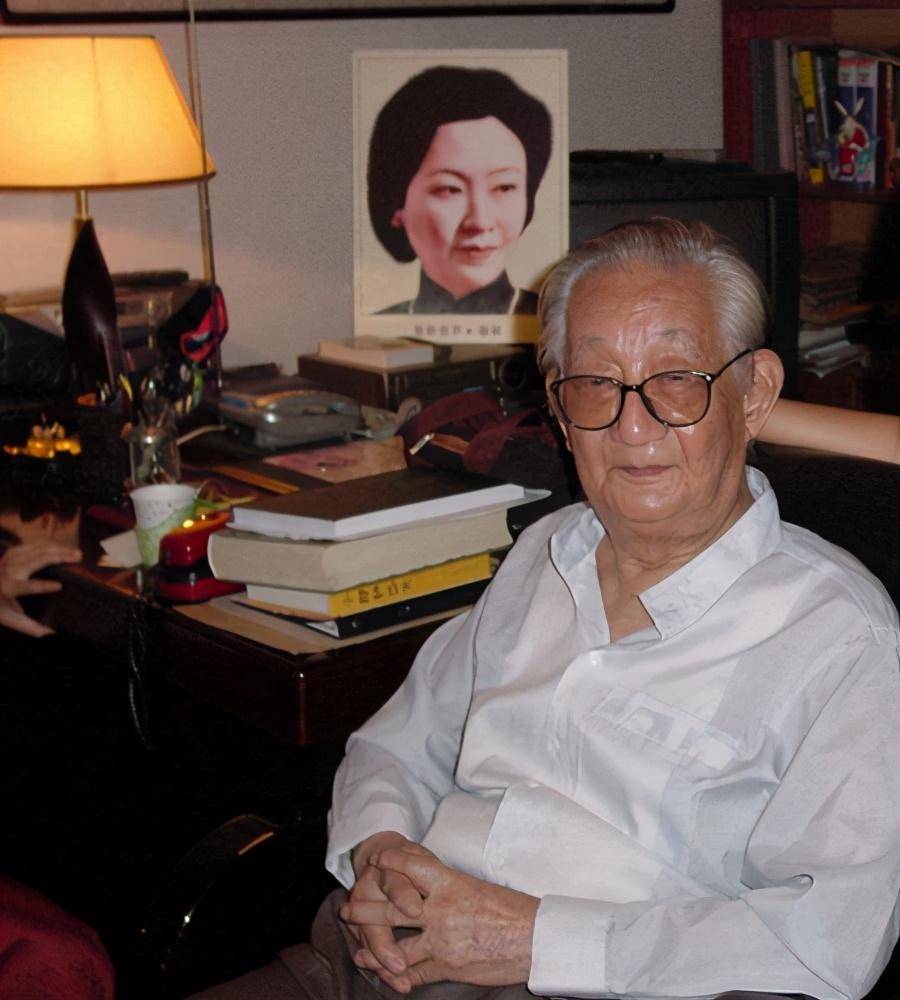 晚年的润麒1987年,电影《末代皇帝》上映,一时间引发了无数人对于