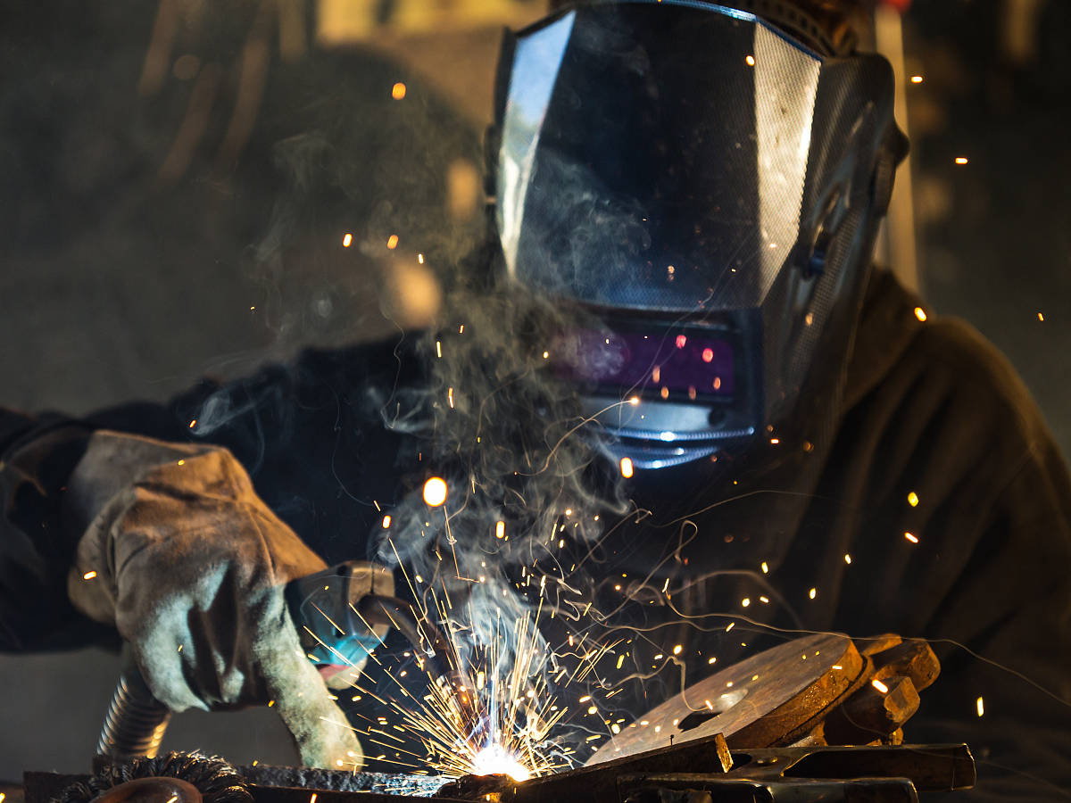 一个十年的老焊工怎么能更容易的接到活干?