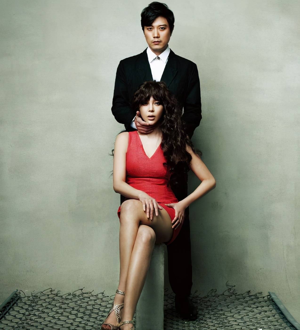 跌落神坛朴诗妍:与文晸赫热恋却分手,一步走错名声尽毁被抛弃