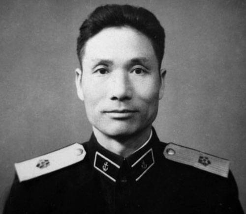开国少将黄忠诚:苗族少年为民除害,张云逸邀请他加入红军