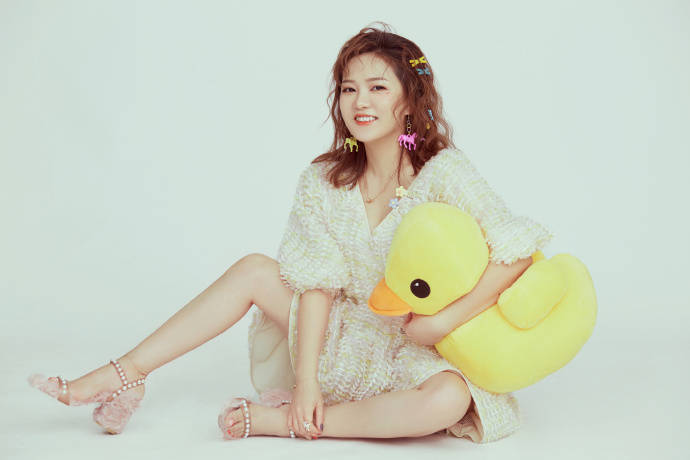 乔诗语道歉,边江道歉,为肖战庆生遭遇网暴,到底谁错了?