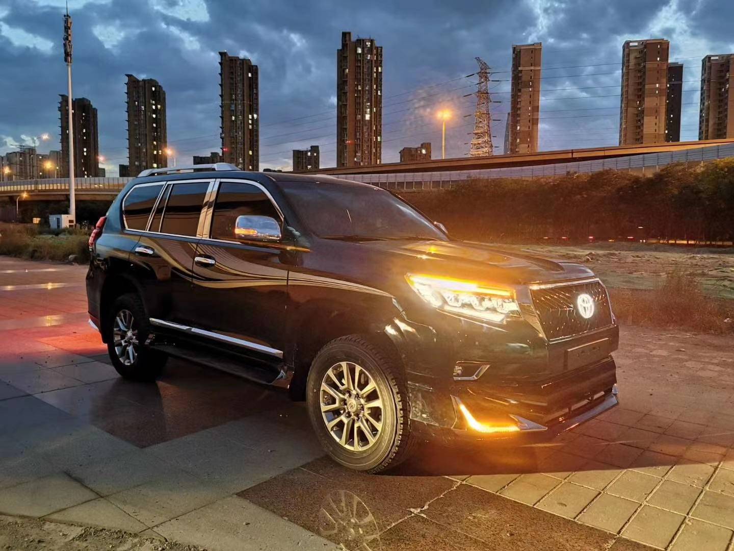 2020款丰田霸道2700 价格降到极限速度秒杀