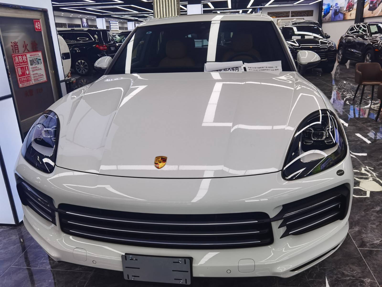 全新20款保时捷卡宴天津港爆惠 现车直销