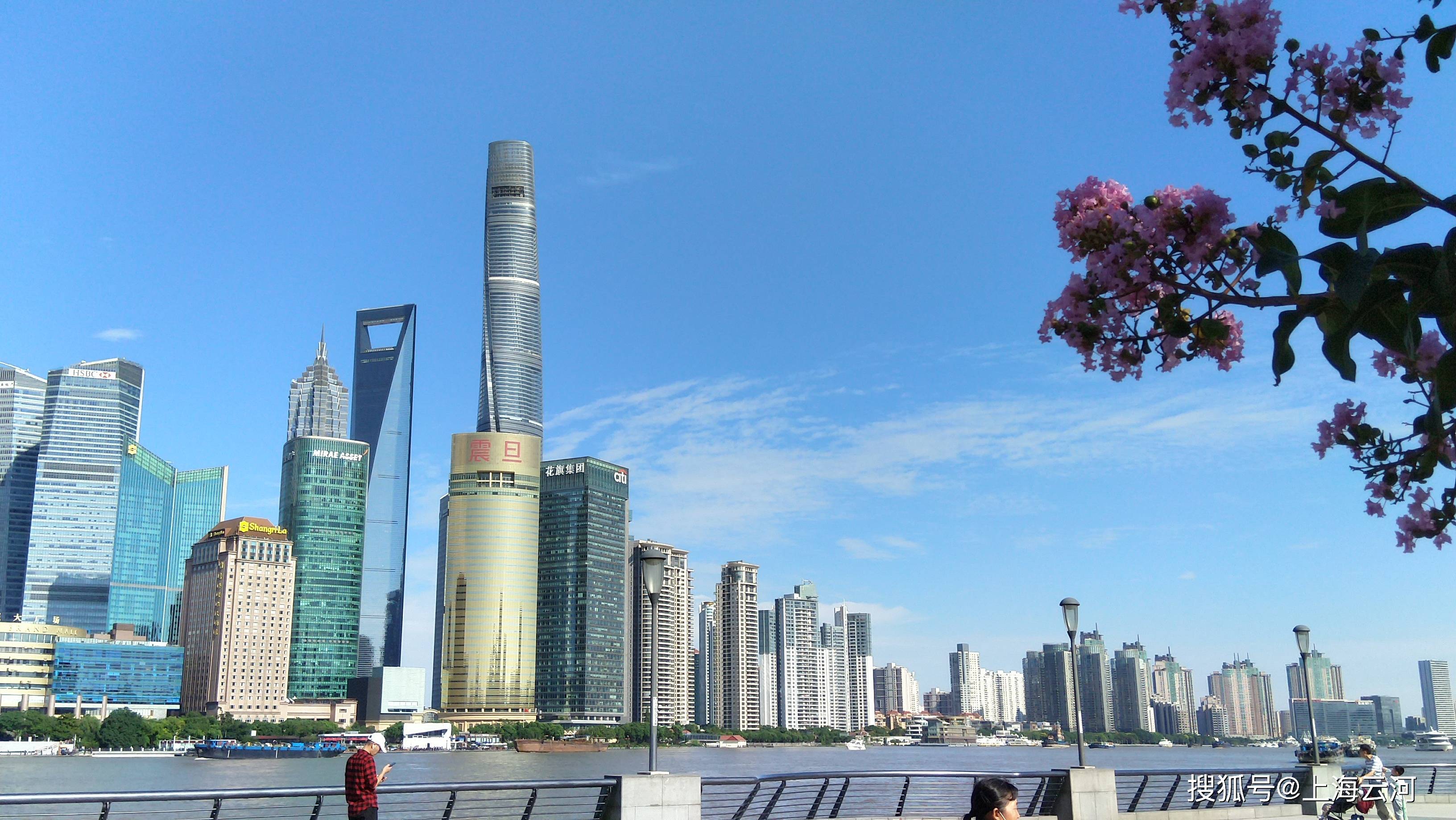 上海外滩,蓝天白云(7)