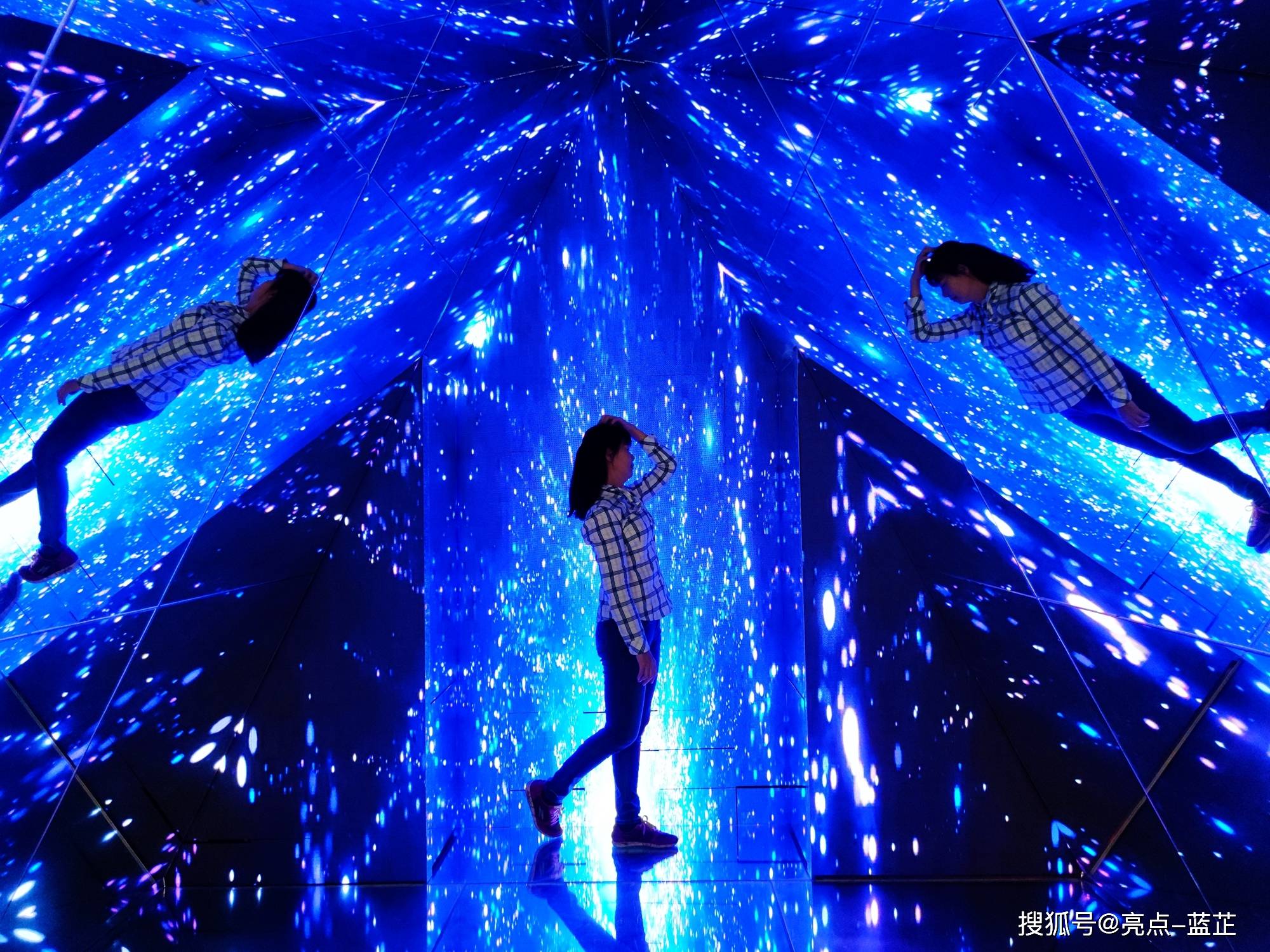 这里很魔幻这里很浪漫这里是厦门必打卡的星空魔幻城