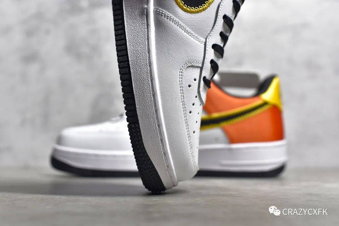 耐克nikeairforce1raygun空军一号外星人刺绣图腾板鞋cu8070100
