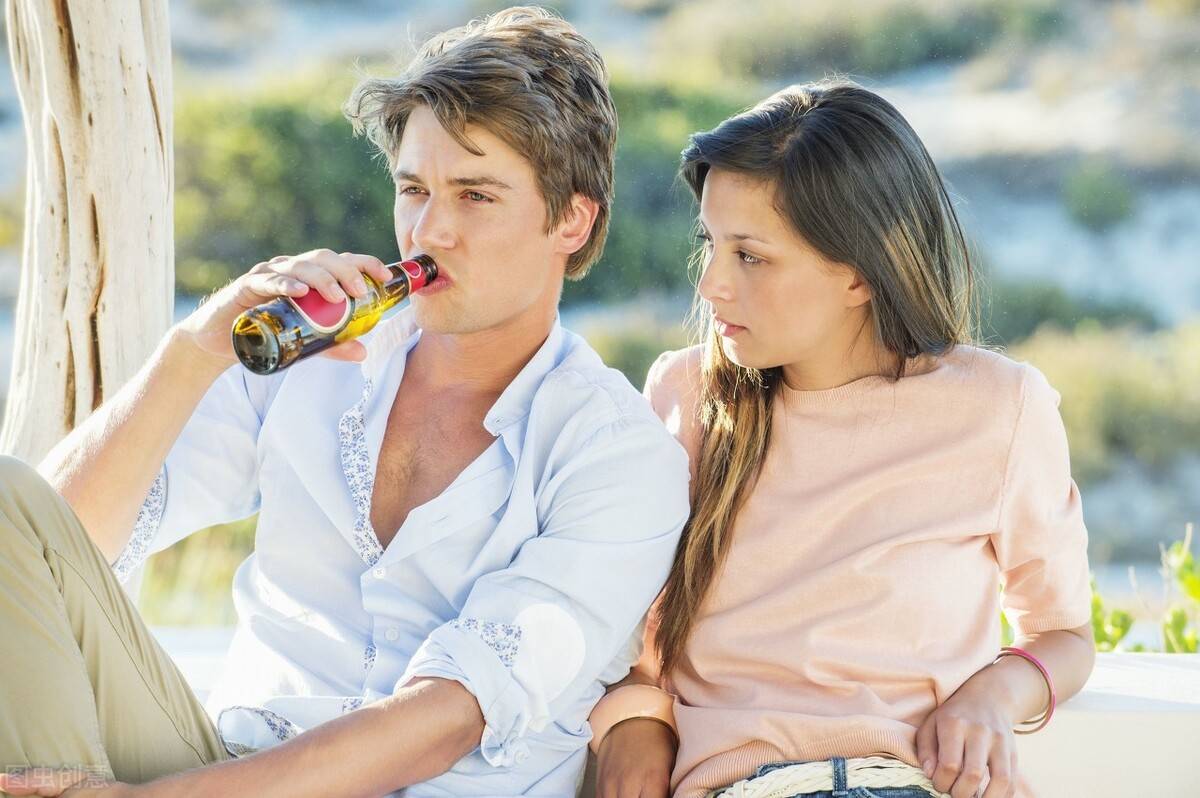 女权抬头男多女少,离婚率居高不下,现在的男人太难了