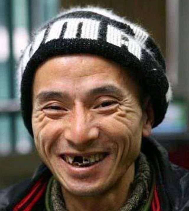 原创当年意外走红的犀利哥曾一夜之间人人皆知如今混得不咋样