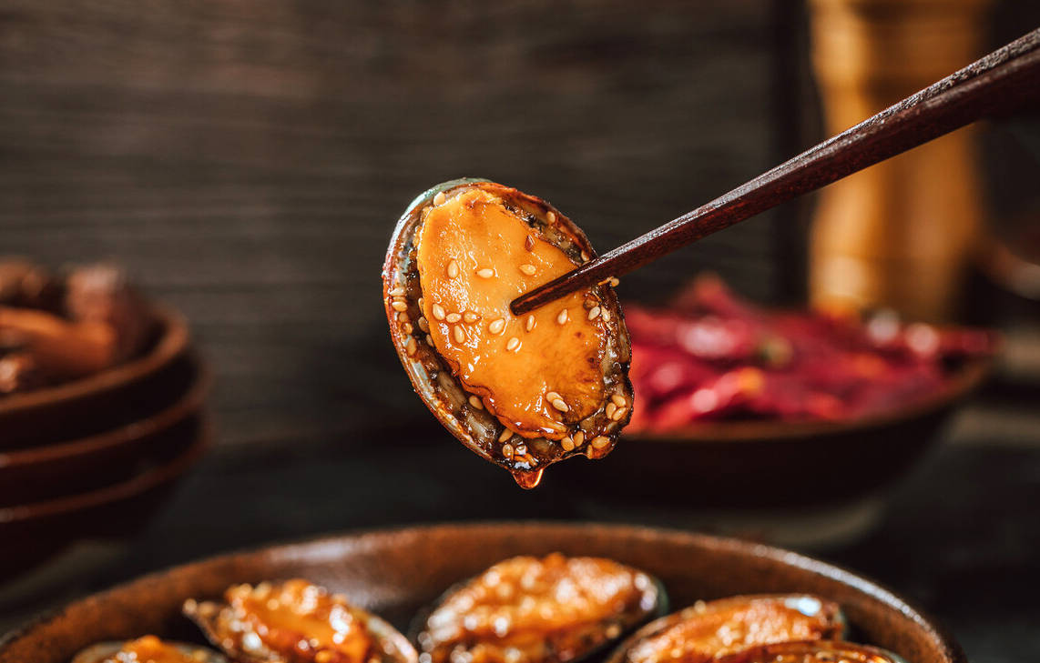 浇汁鲍鱼,鲜香美味的家常菜,做法超简单的美味,软嫩q弹超入味